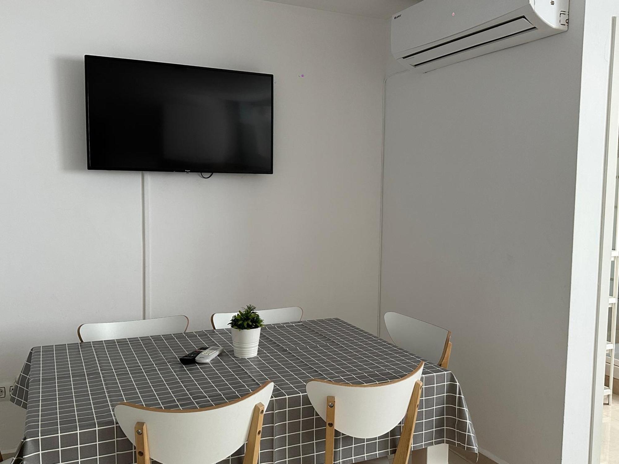 Modern And Bright 5 Bedroom Apartment Del Prado Gandía Exteriér fotografie
